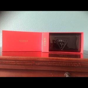 Guess wallet (NWT)